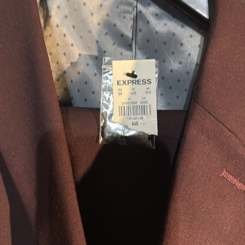 Express Men’s Suit - Picture 5 of 6